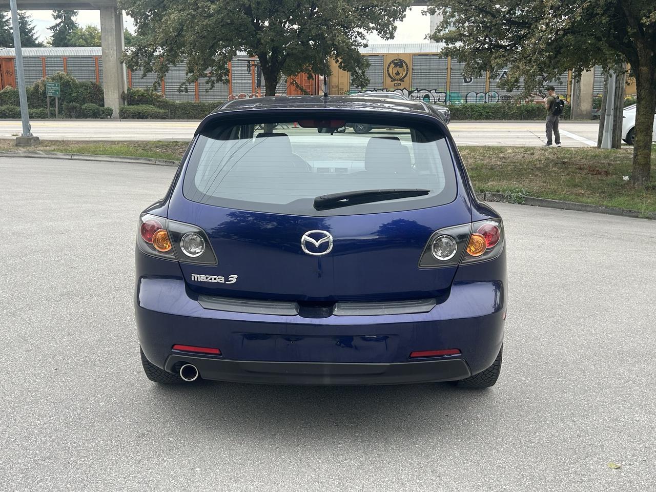 2005 Mazda MAZDA3 SPORT GT Photo