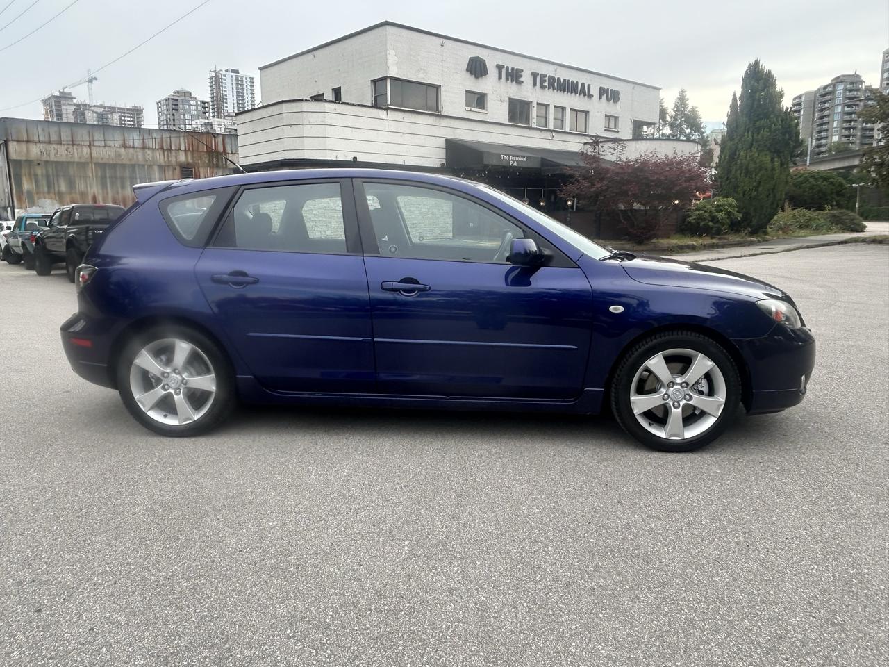 2005 Mazda MAZDA3 SPORT GT Photo