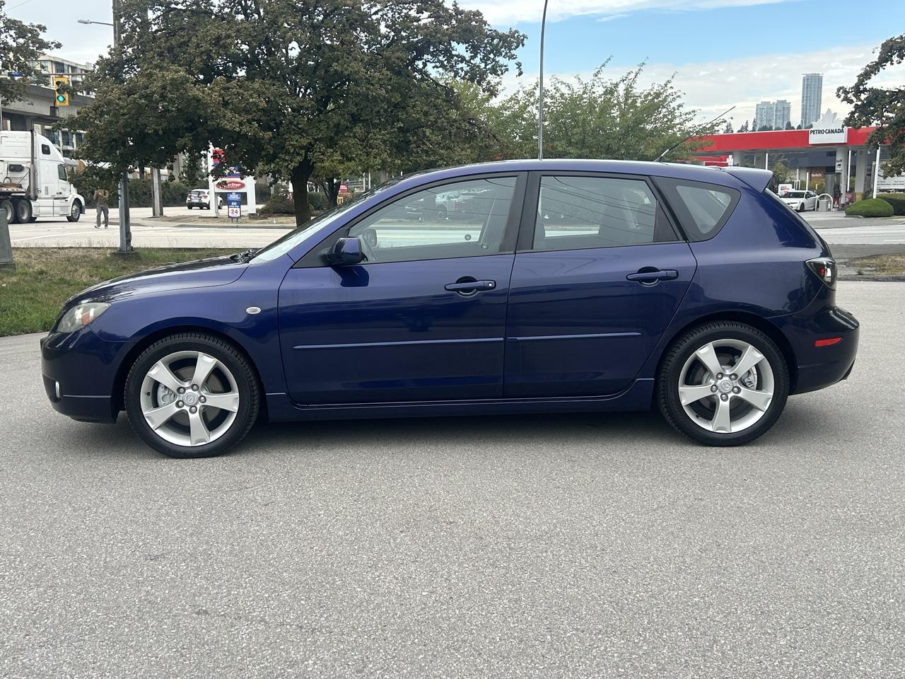2005 Mazda MAZDA3 SPORT GT Photo
