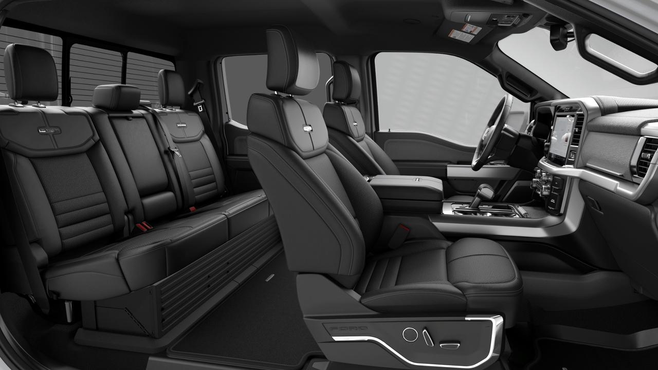 2026 Ford F-150 Platinum 4WD SuperCrew 5.5' Box Hybrid Photo4