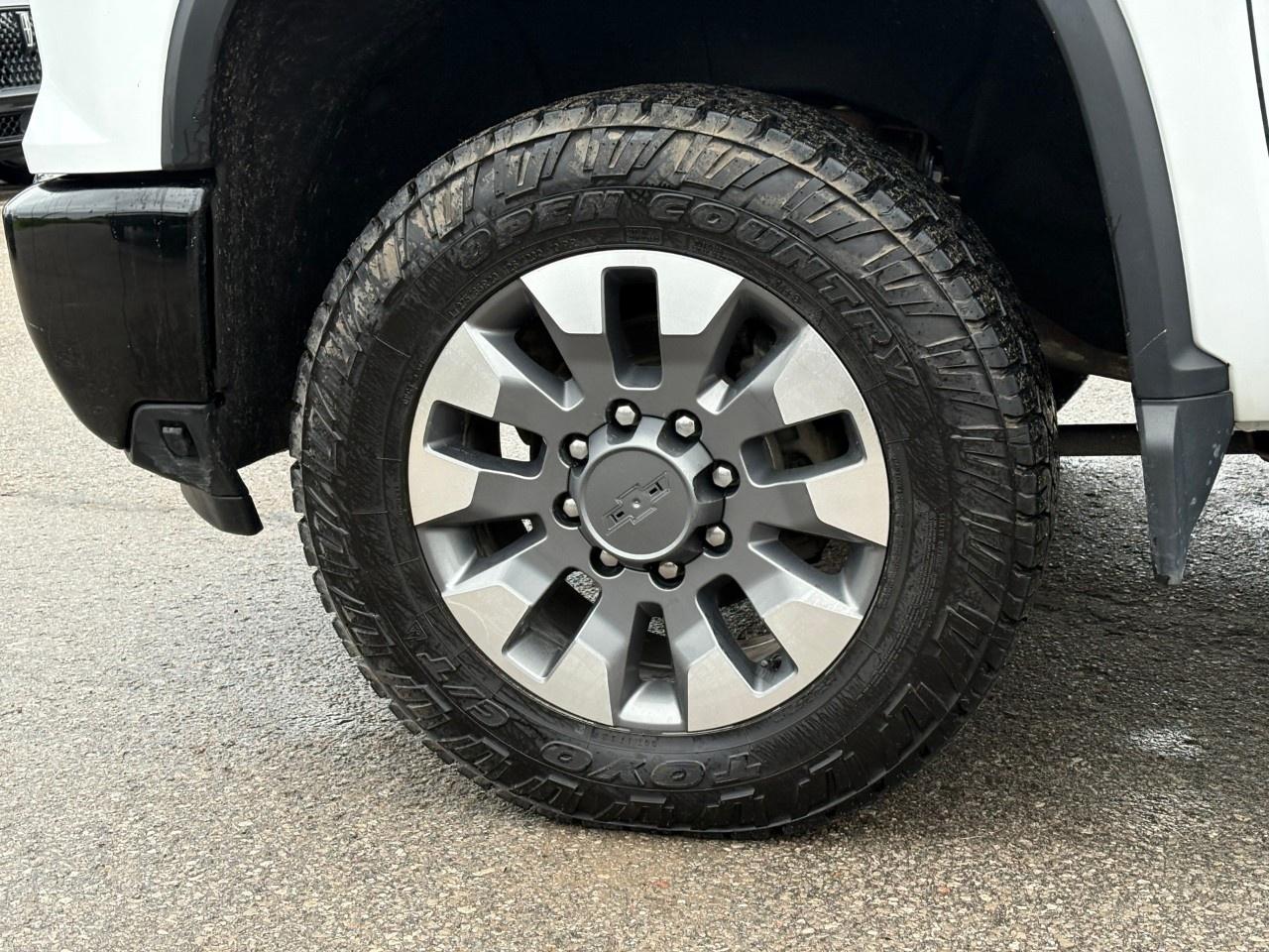 2024 Chevrolet Silverado 2500 HD 4WD Crew Cab Standard Box Custom Photo