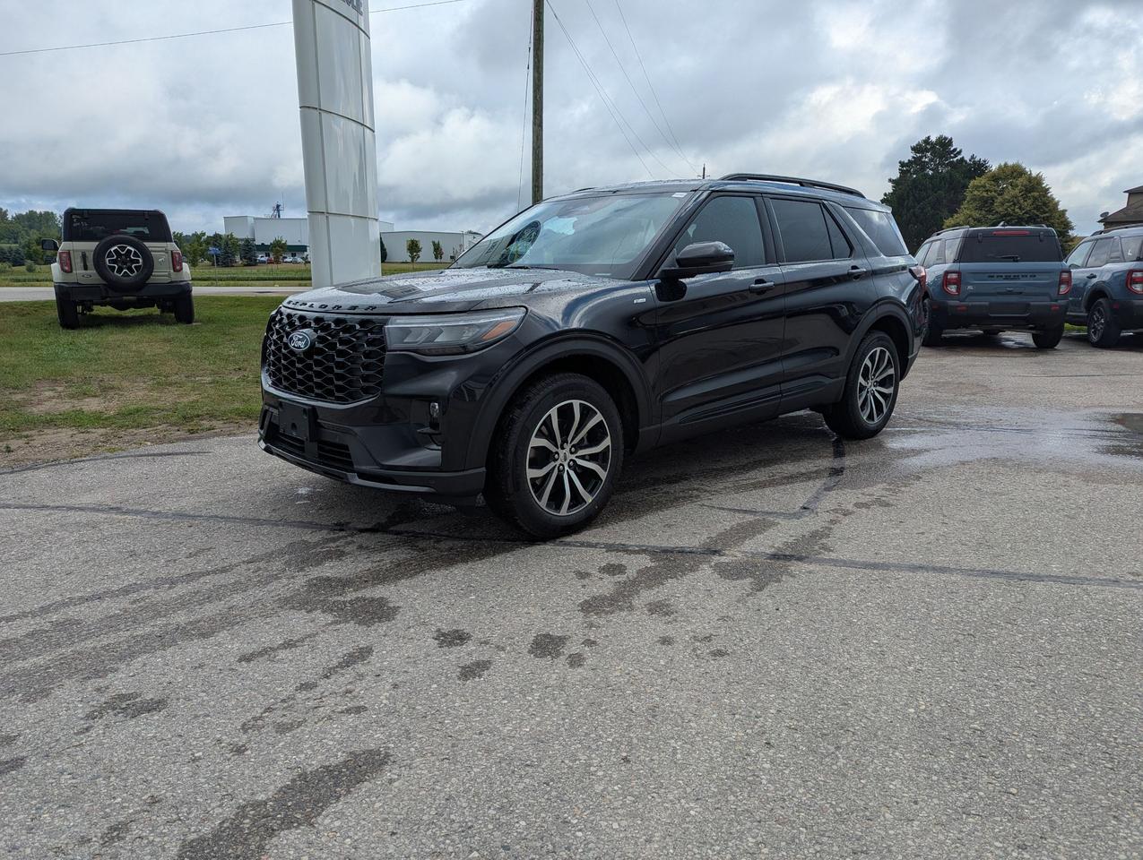 New 2027 Ford Explorer ST-Line 4WD for sale in Wingham, ON