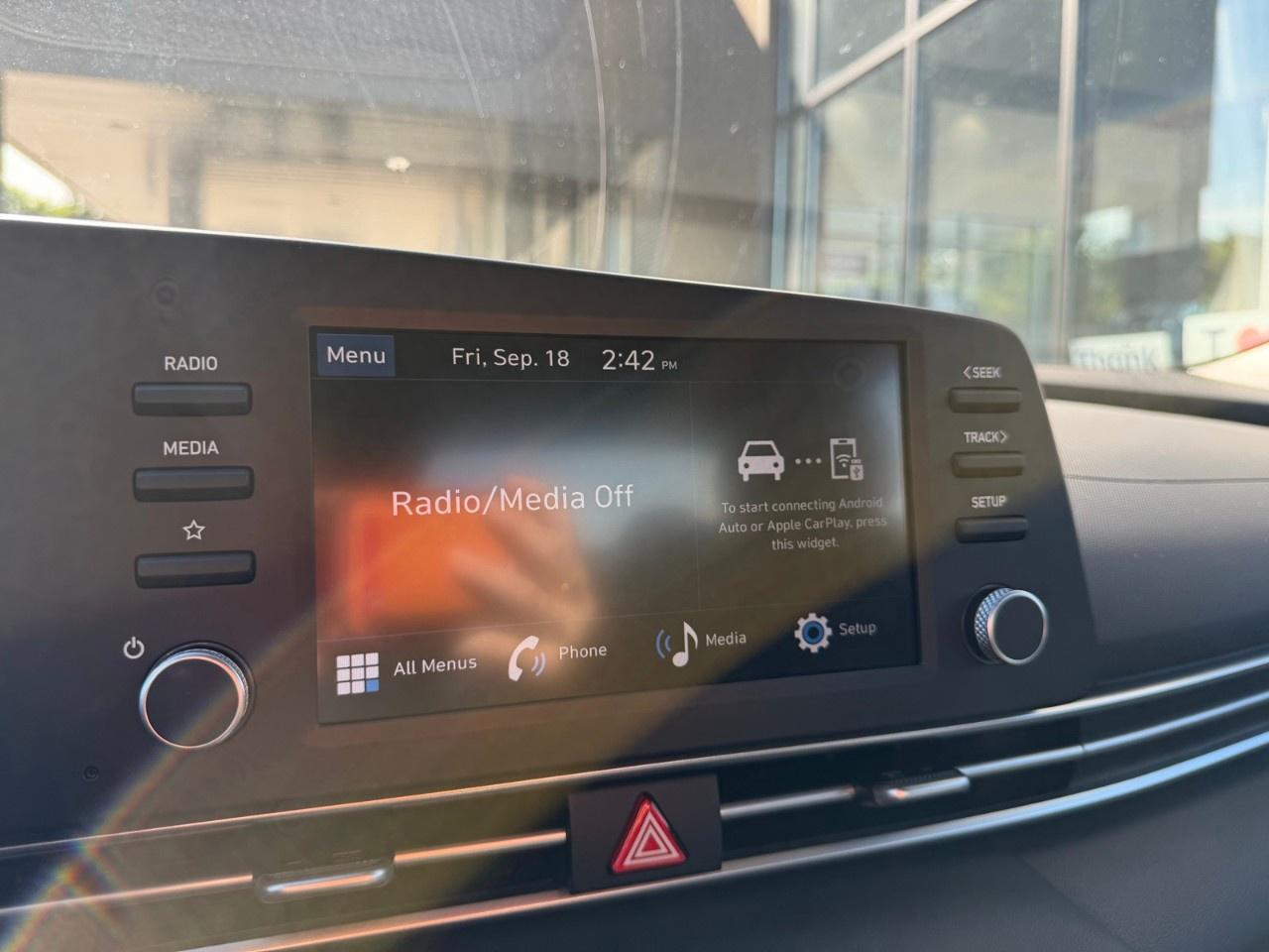 2026 Hyundai Elantra Essential IVT Photo
