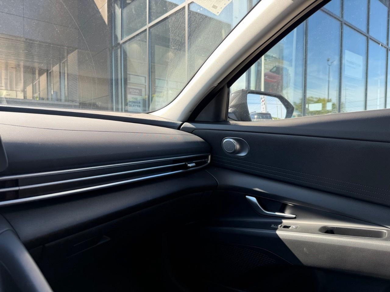2026 Hyundai Elantra Essential IVT Photo