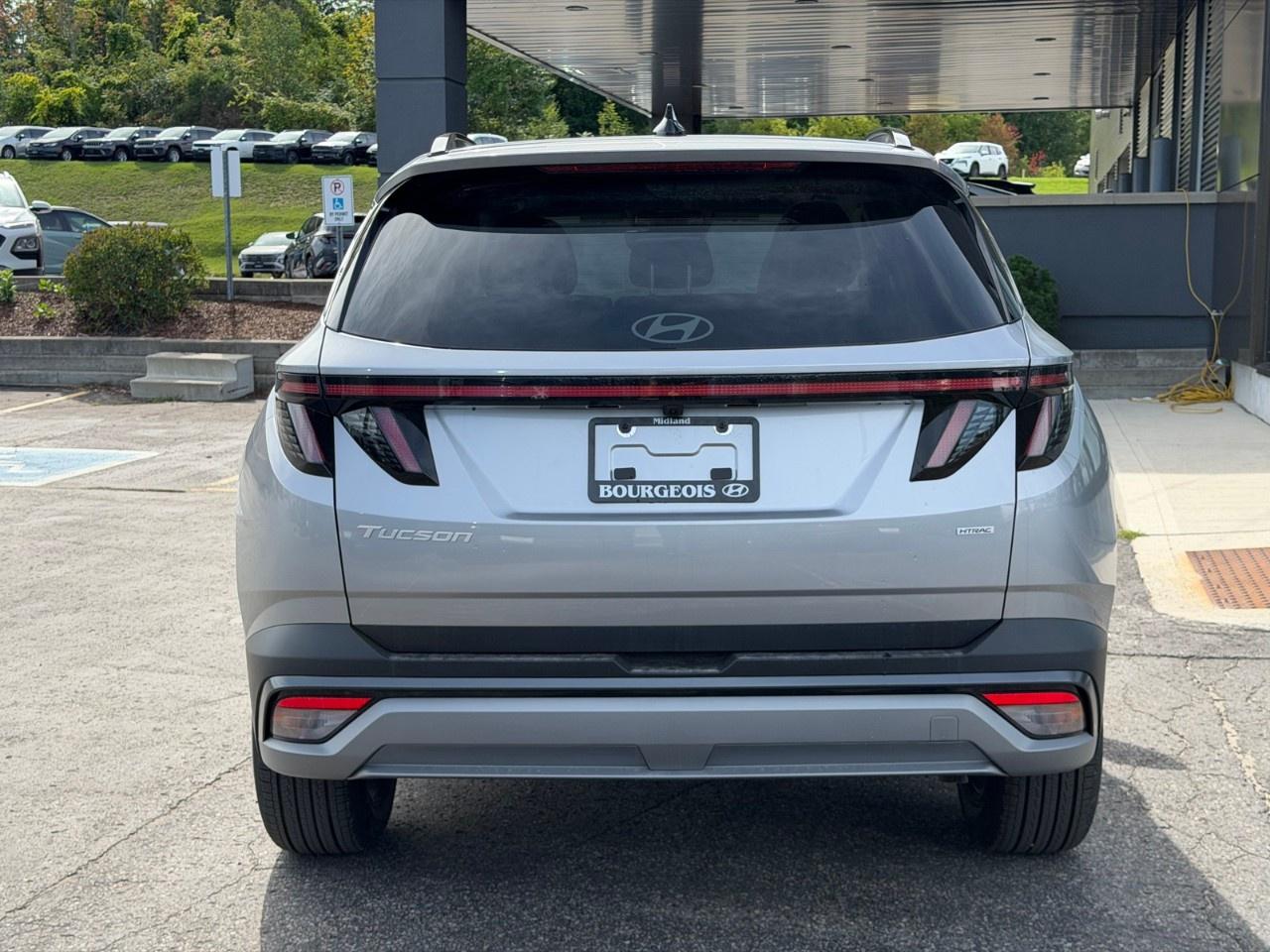 2026 Hyundai Tucson Preferred AWD w/Trend Pkg [TUCWDK2EPRTR] Photo