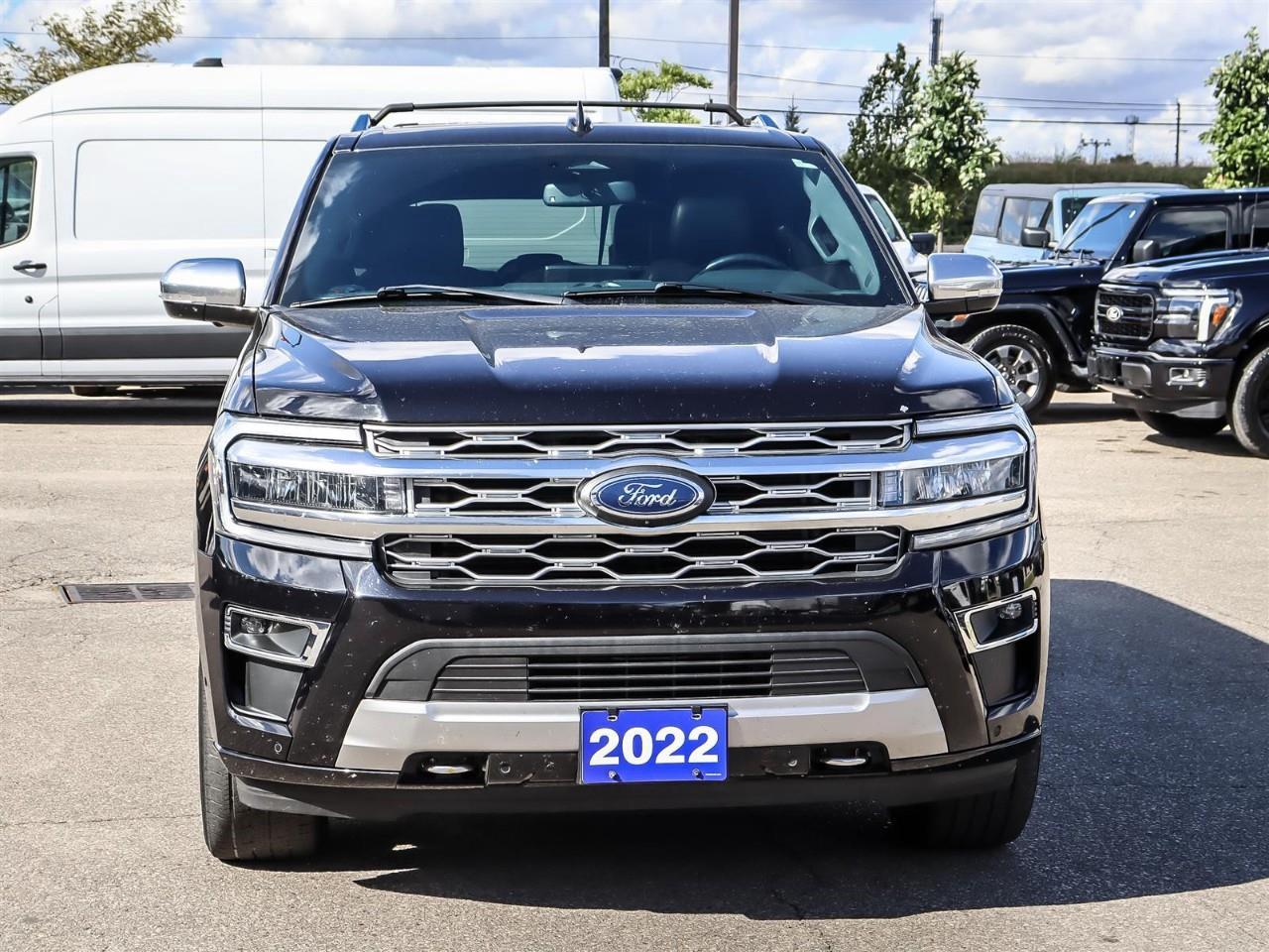 2022 Ford Expedition Platinum | Roof | Leather | 8 Pass Seating | Photo