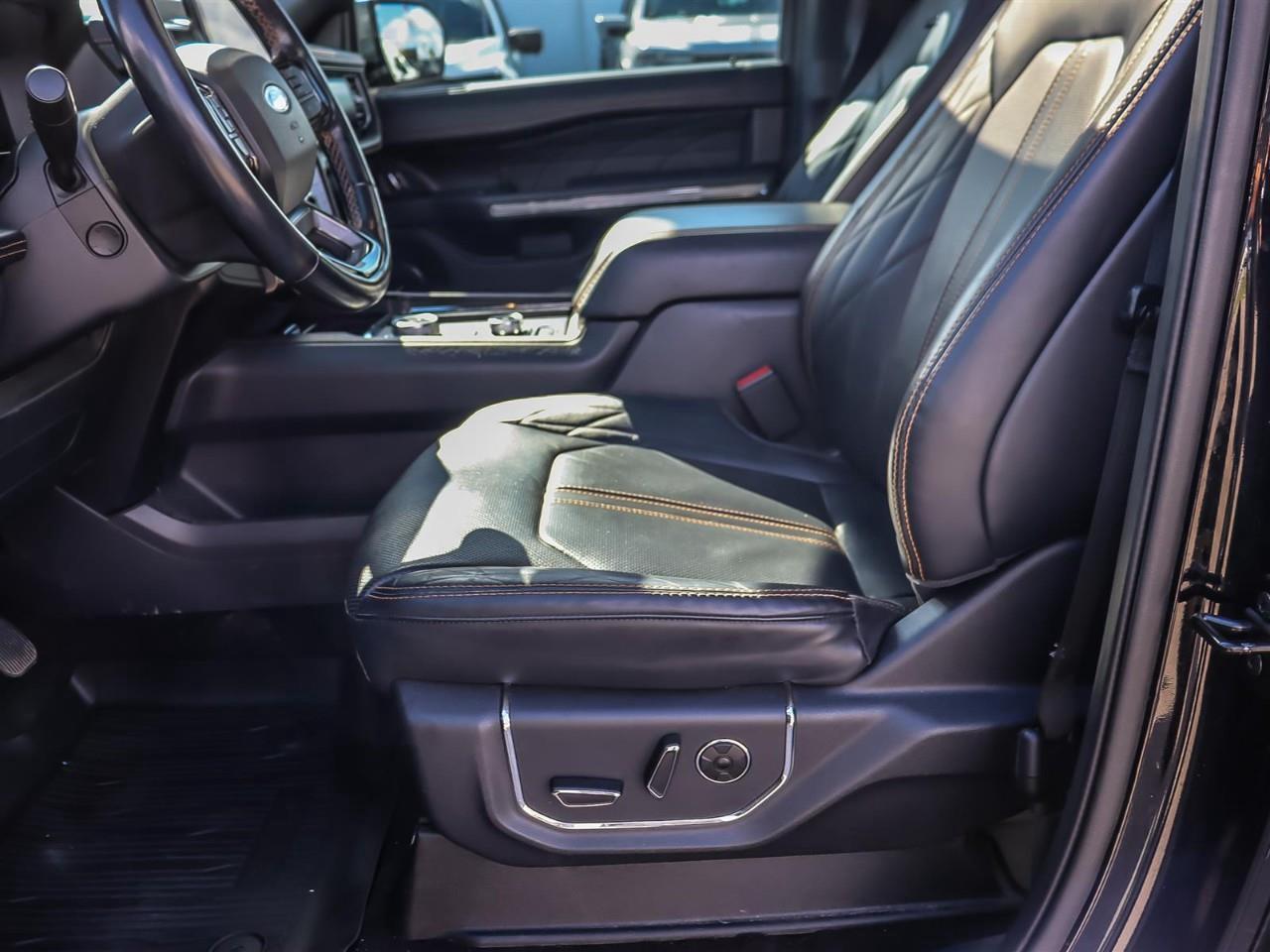 2022 Ford Expedition Platinum | Roof | Leather | 8 Pass Seating | Photo