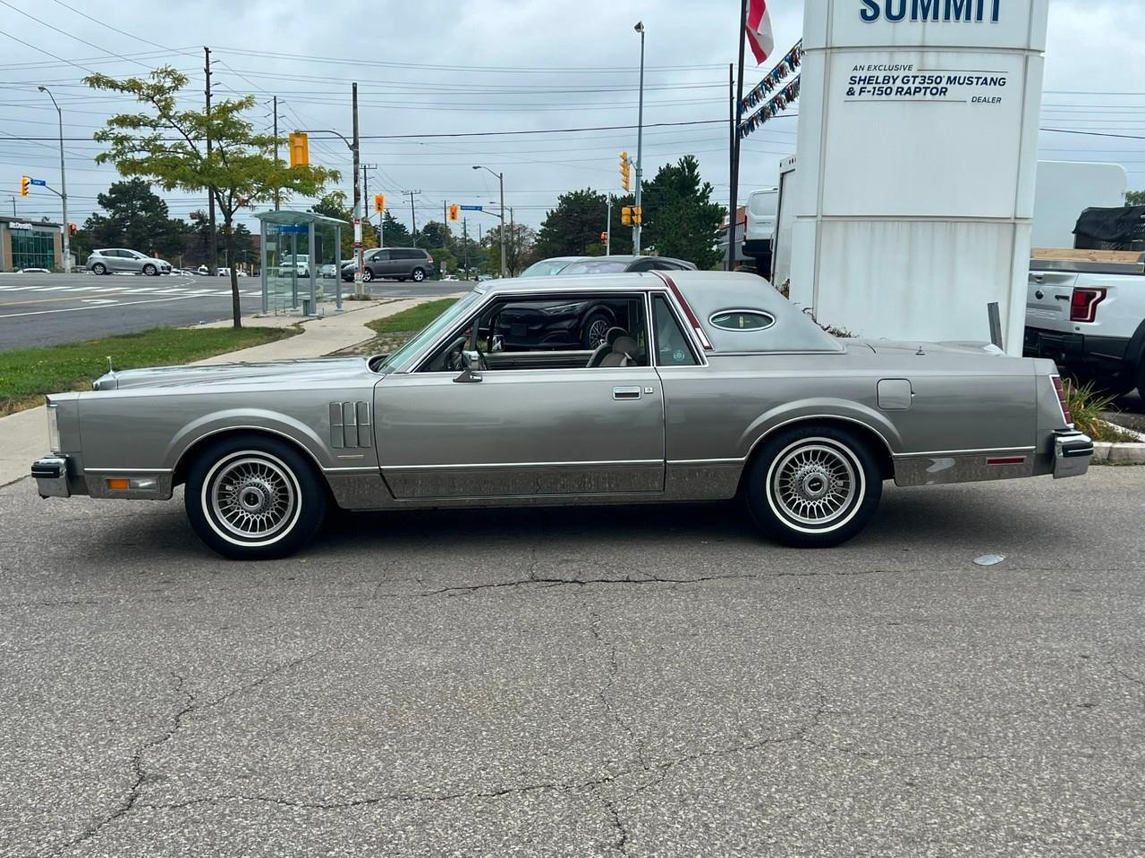 1981 Lincoln MARK VI  Photo2