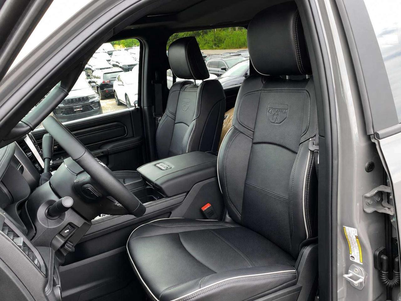2027 RAM 2500 REBEL | 6.7L Diesel | Leather | Sunroof | Level 2 Photo