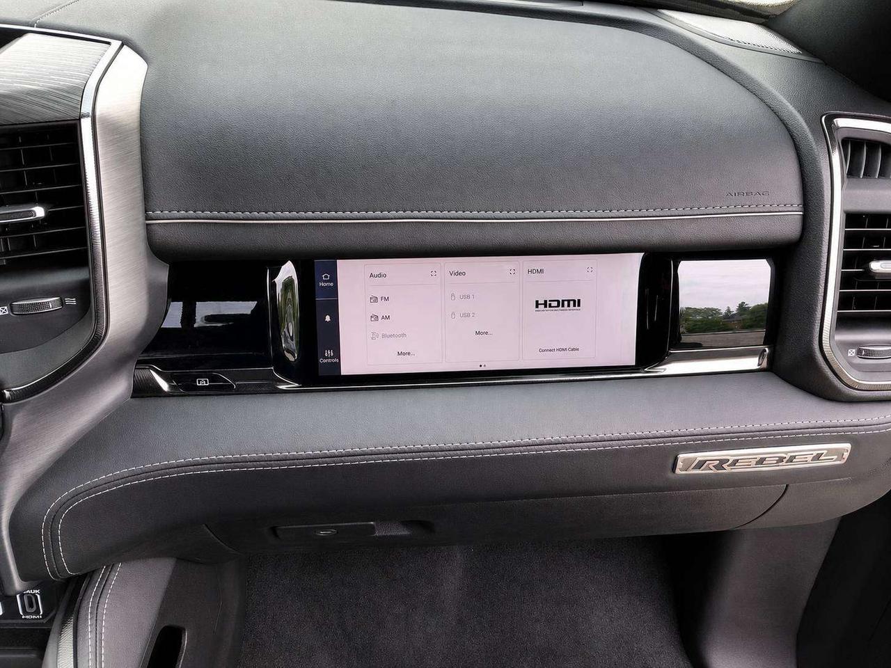 2027 RAM 2500 REBEL | 6.7L Diesel | Leather | Sunroof | Level 2 Photo