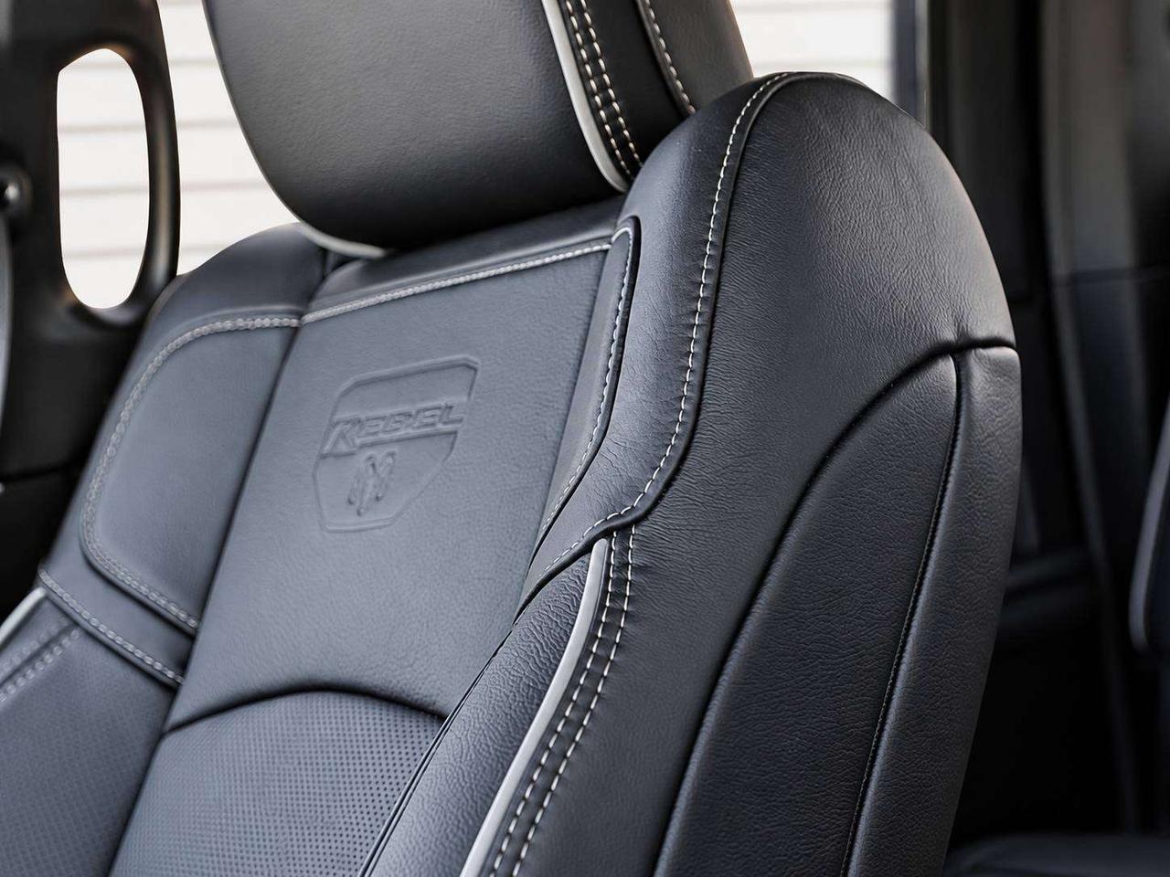 2027 RAM 2500 REBEL | 6.7L Diesel | Leather | Sunroof | Level 2 Photo