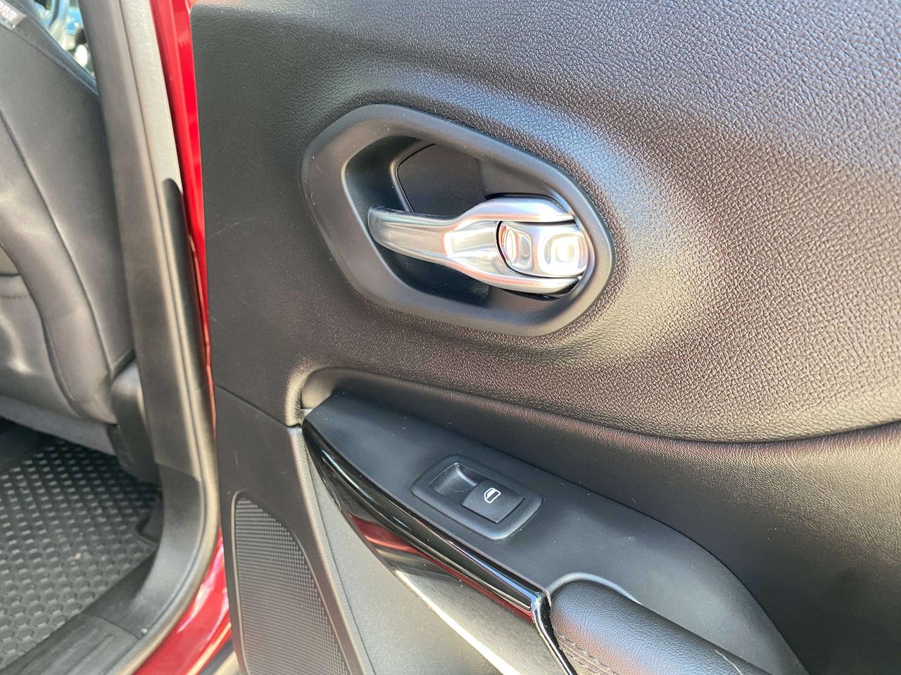 2019 Jeep Cherokee ALTITUDE, ONLY 54000 KMS, REMOTE START, BACKUP CAM Photo