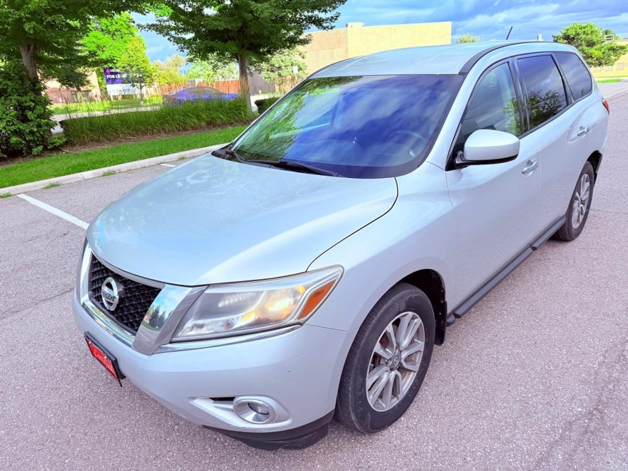 Used 2014 Nissan Pathfinder 4WD 4dr Platinum Premium Hybrid for sale in Mississauga, ON