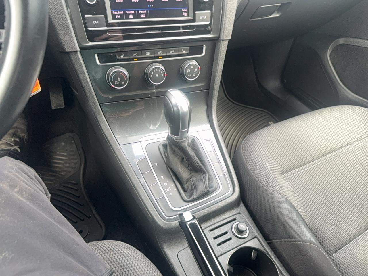 2018 Volkswagen Golf TRENDLINE