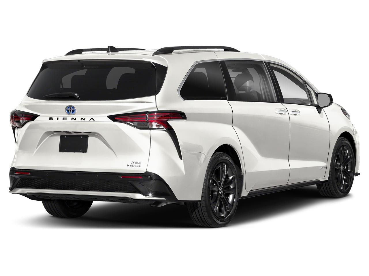 2022 Toyota Sienna XSE Photo1