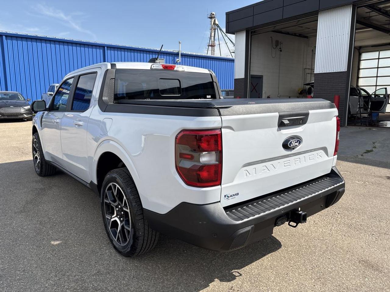 2025 Ford Maverick Lariat Photo4