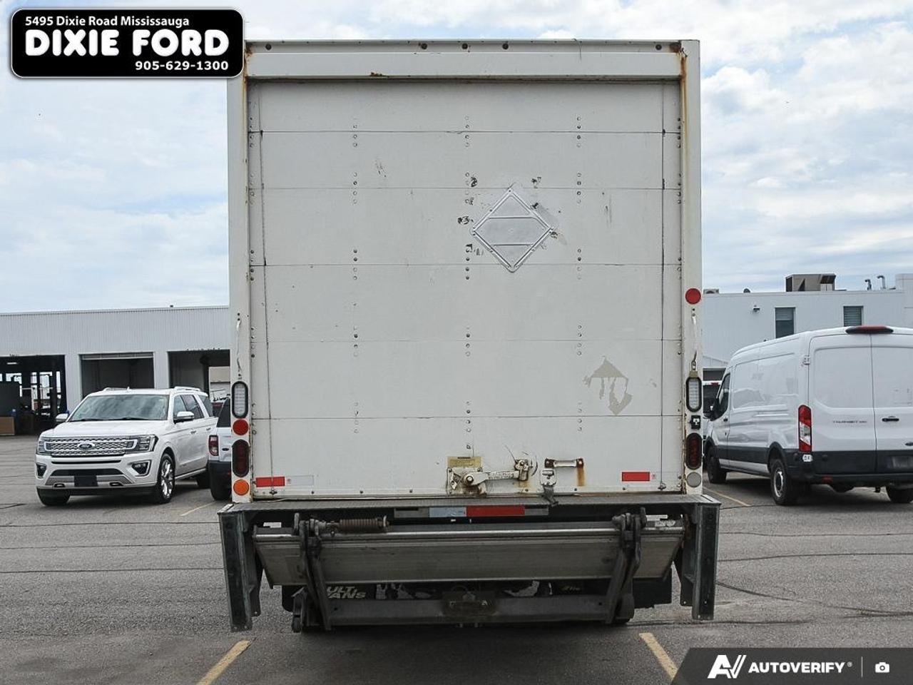 2018 Ford F-550 Super Duty DRW XL Photo4
