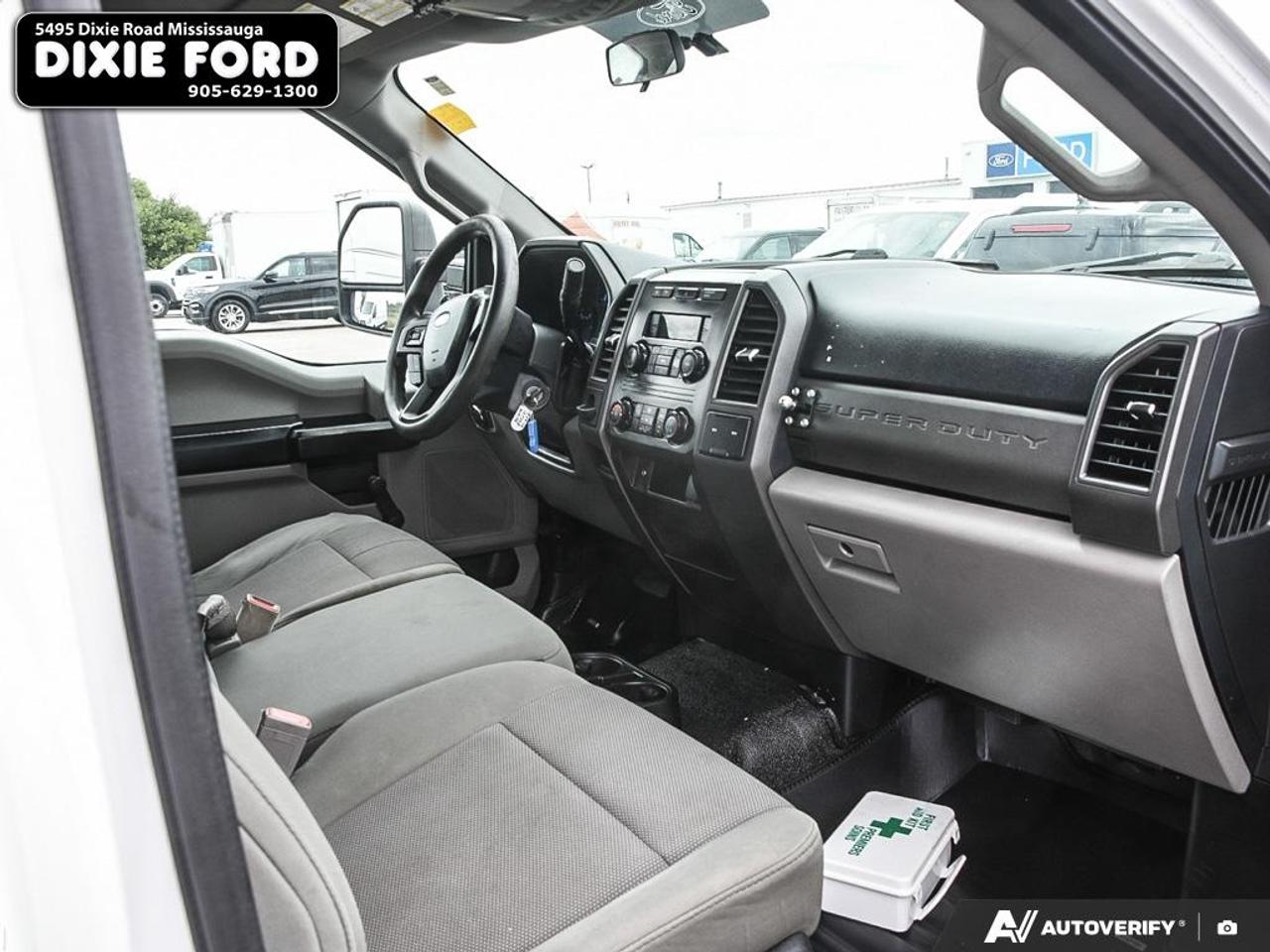 2018 Ford F-550 Super Duty DRW XL Photo