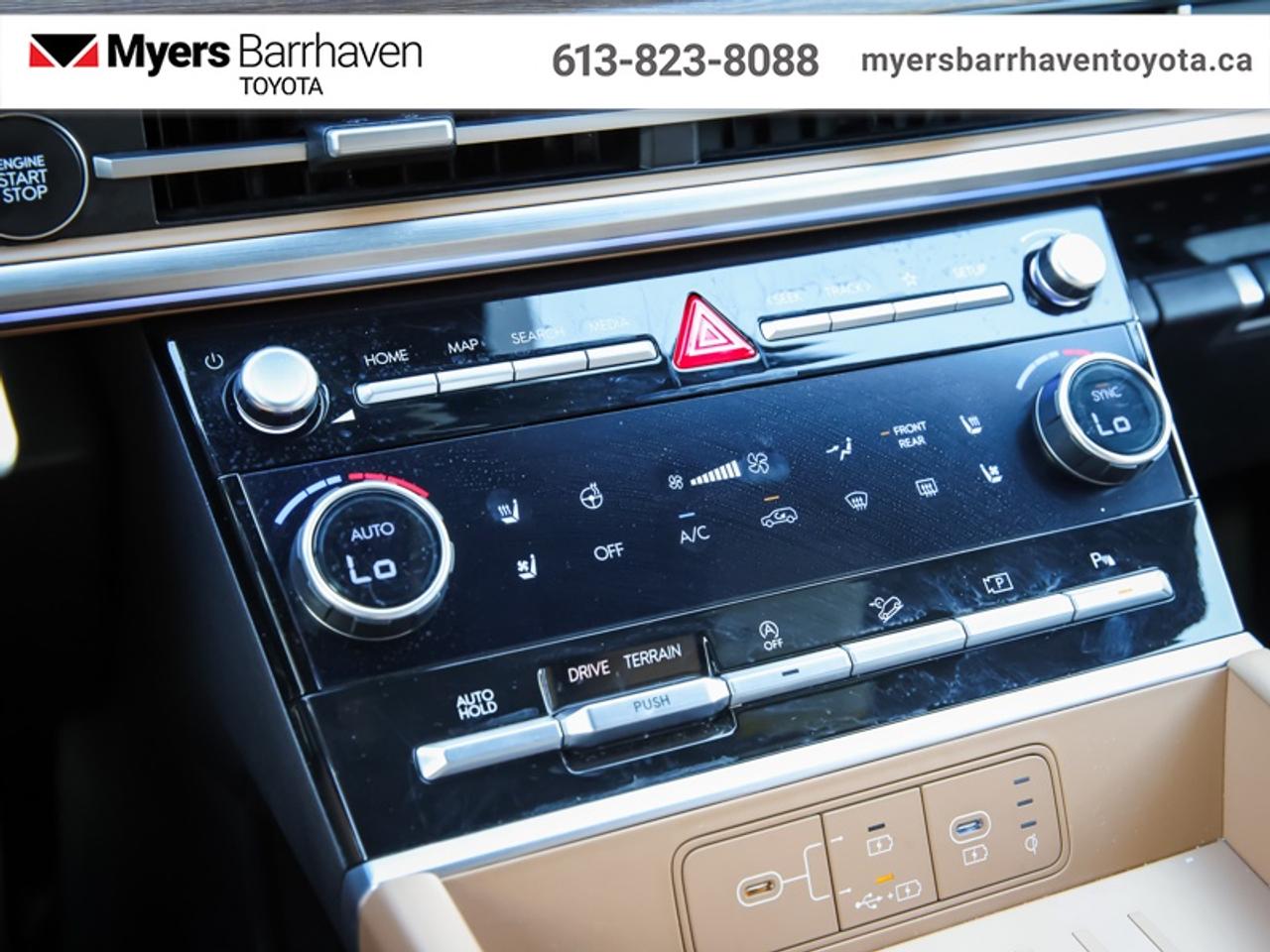2024 Hyundai Santa Fe Luxury  - Cooled Seats -  Navigation - $273 B/W Photo