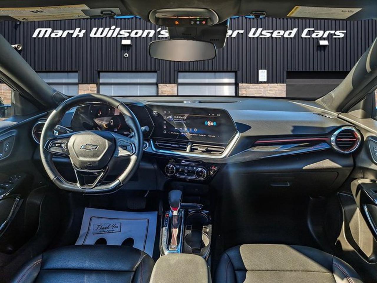 2025 Chevrolet Trax 2RS | Leatherette | Heated Seats + Steering | Remote Start | Blind Spot Monitor | Lane Keep & More ! Photo