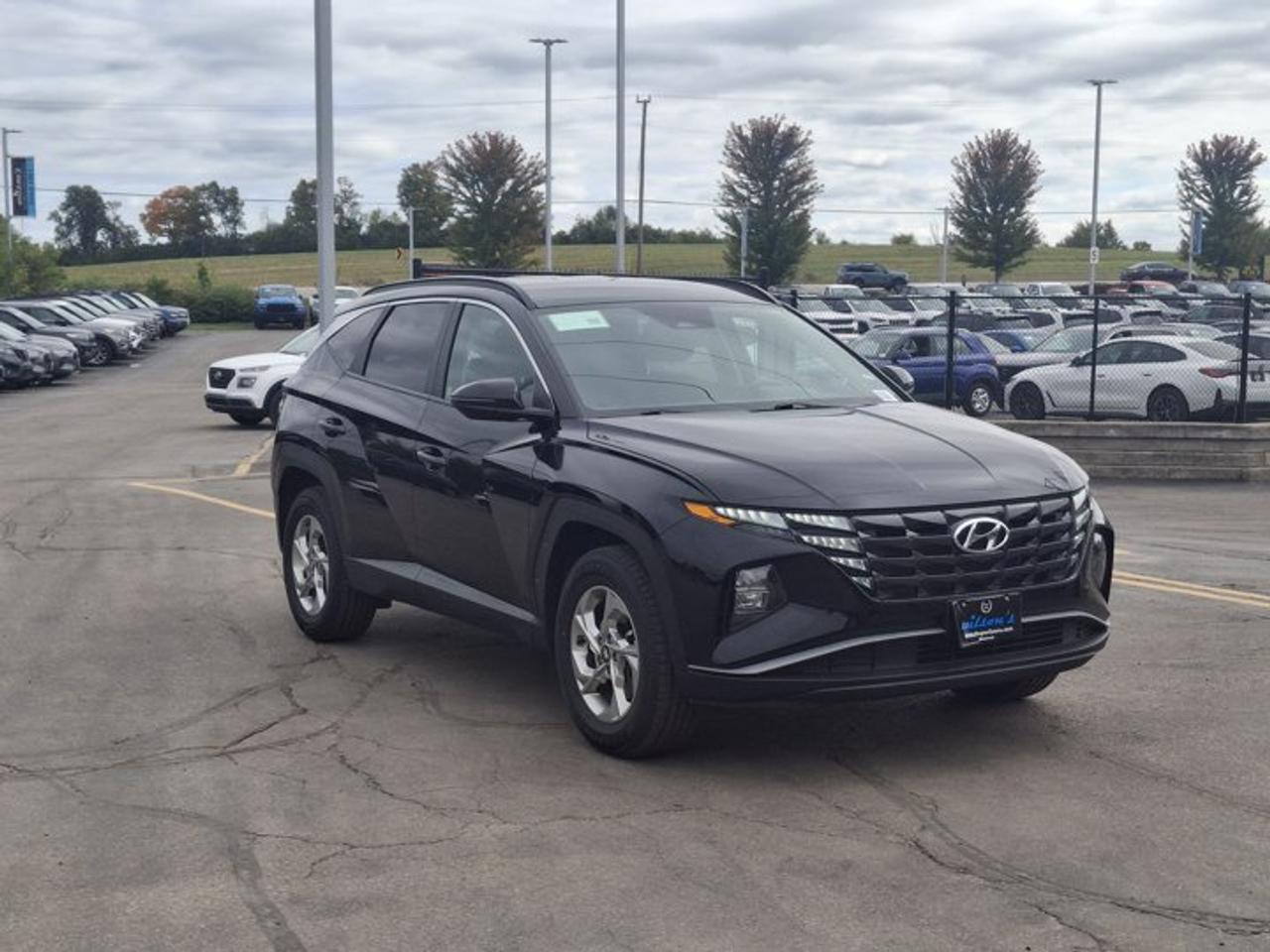 2024 Hyundai Tucson Preferred AWD | Heated Seats + Steering | Remote Start | Adaptive Cruise | CarPlay + Android & More! Photo