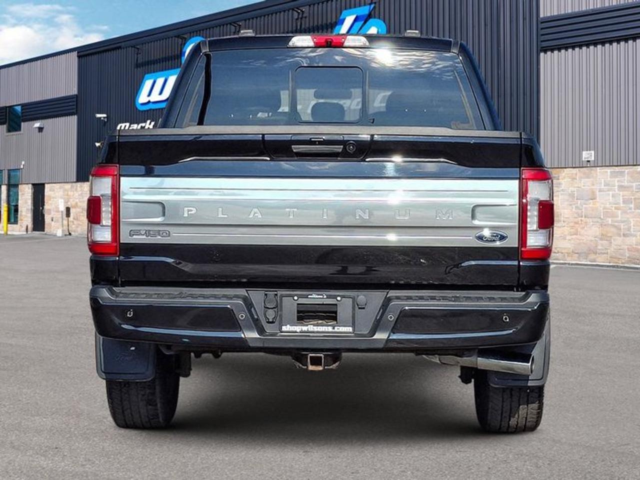 2021 Ford F-150 Platinum Crew 4x4 | 5.0L V8!! | FX4 | Leather | Sunroof | Tow Pkg | Heated + Cooled Seats and More ! Photo