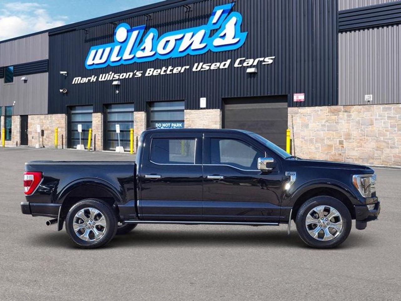 2021 Ford F-150 Platinum Crew 4x4 | 5.0L V8!! | FX4 | Leather | Sunroof | Tow Pkg | Heated + Cooled Seats and More ! Photo