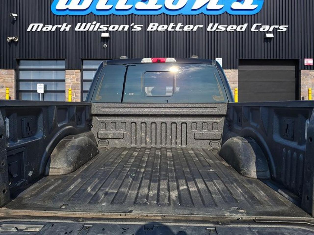 2021 Ford F-150 Platinum Crew 4x4 | 5.0L V8!! | FX4 | Leather | Sunroof | Tow Pkg | Heated + Cooled Seats and More ! Photo