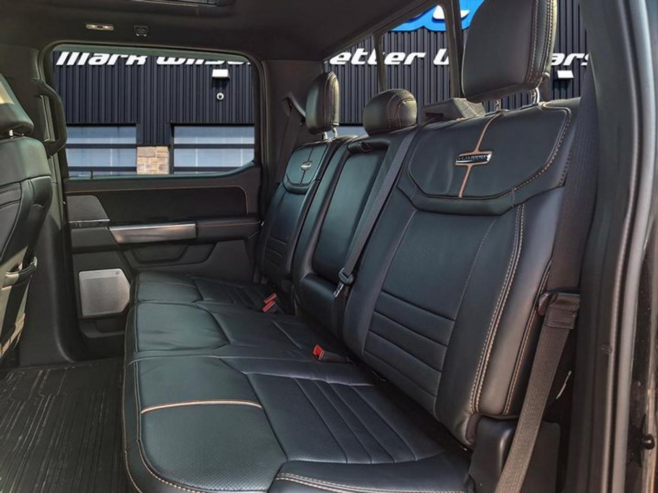2021 Ford F-150 Platinum Crew 4x4 | 5.0L V8!! | FX4 | Leather | Sunroof | Tow Pkg | Heated + Cooled Seats and More ! Photo