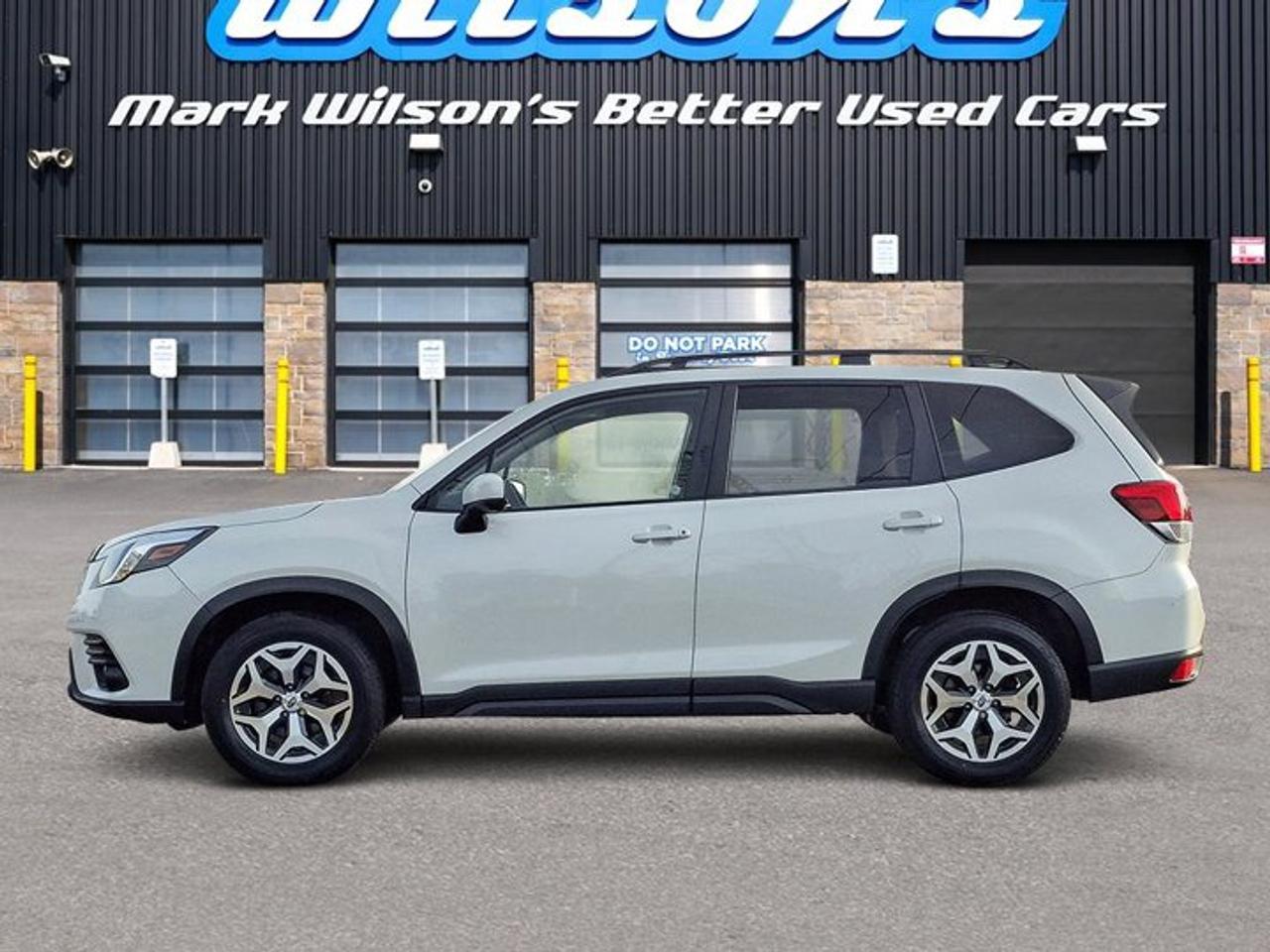 2024 Subaru Forester Touring AWD | Heated Seats + Steering | Sunroof | Eyesight | Blindspot Monitor | and More! Photo5