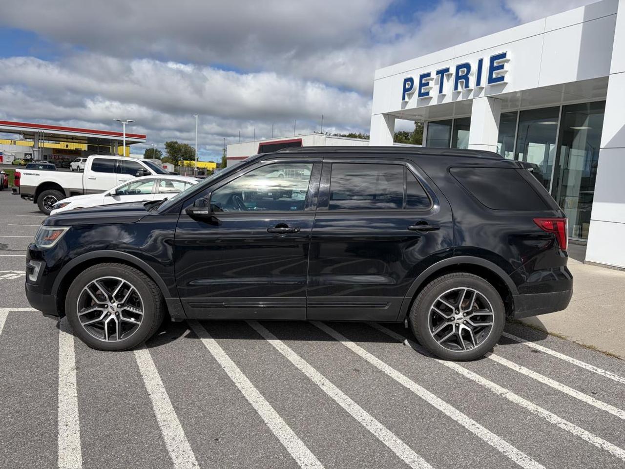 2016 Ford Explorer SPORT Photo