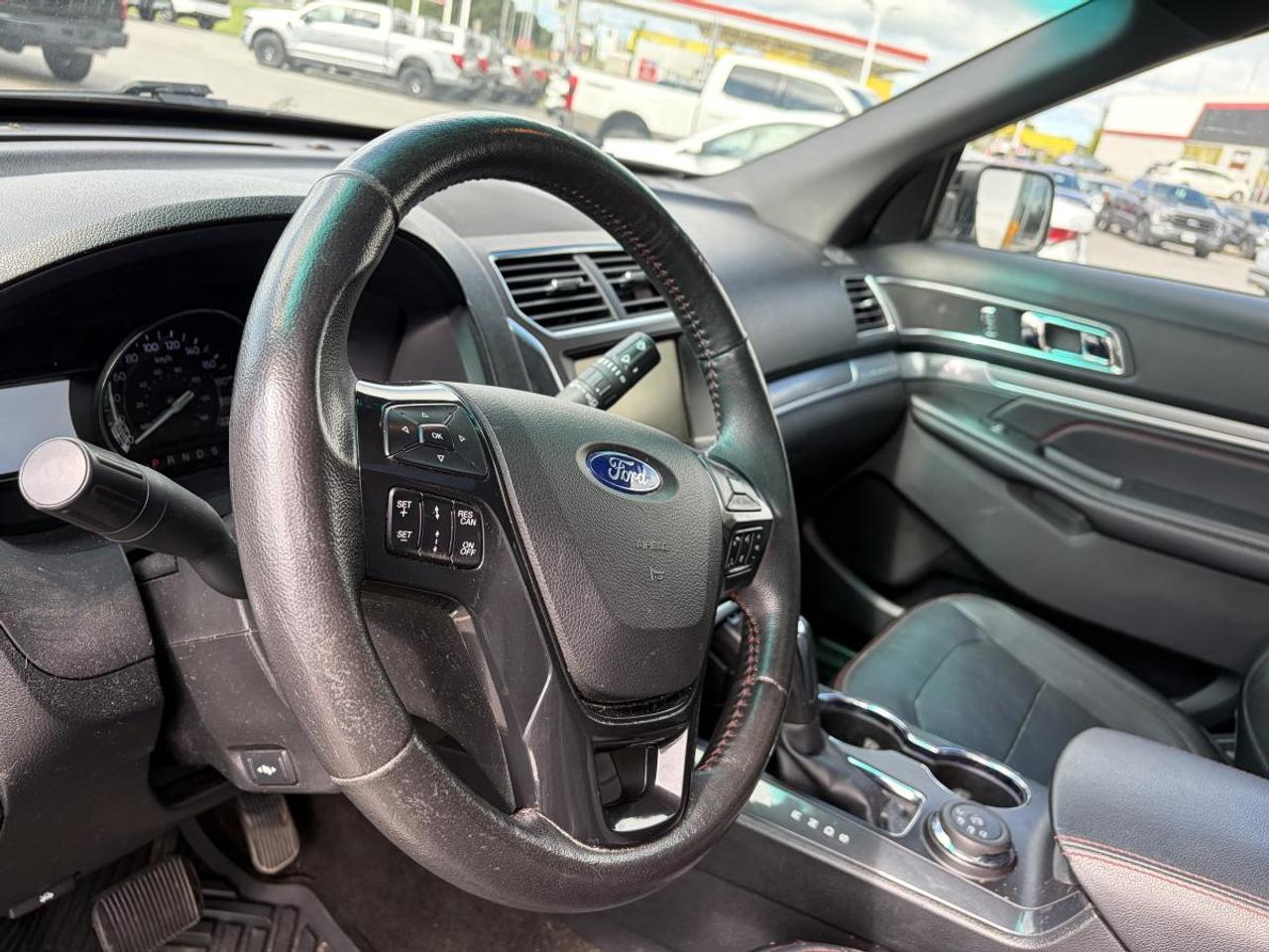 2016 Ford Explorer SPORT Photo