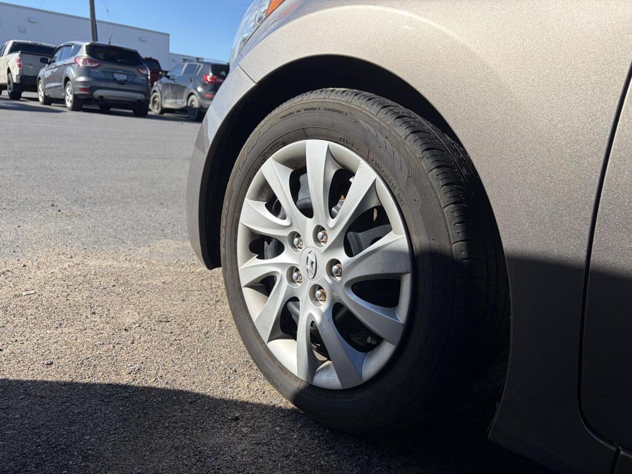 2013 Hyundai Elantra GL Photo