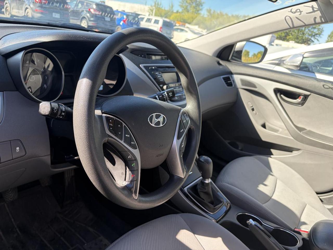 2013 Hyundai Elantra GL Photo