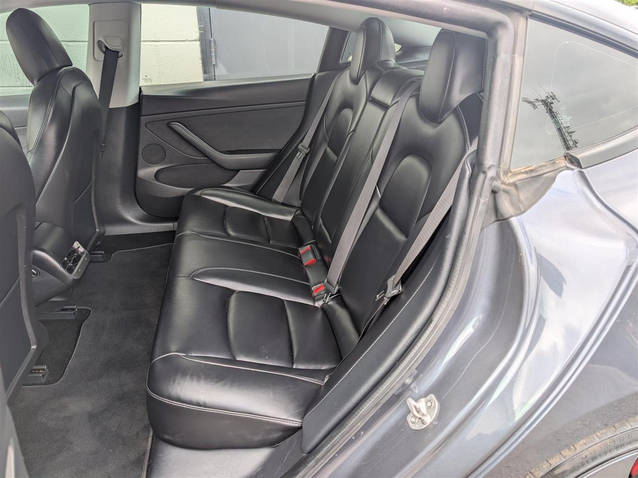 2021 Tesla Model 3 PERFORMANCE AWD - DUAL MOTOR Photo