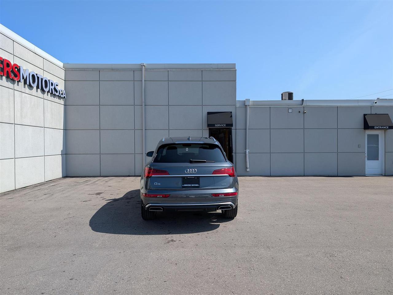 2021 Audi Q5 QTRO - S-LINE - PANO ROOF - NAVI - TECH FEATS Photo3