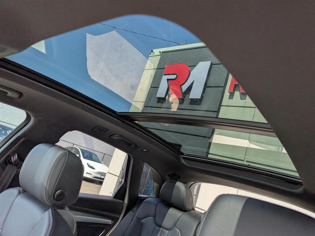 2021 Audi Q5 QTRO - S-LINE - PANO ROOF - NAVI - TECH FEATS Photo