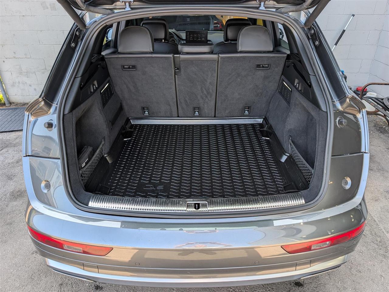2021 Audi Q5 QTRO - S-LINE - PANO ROOF - NAVI - TECH FEATS Photo