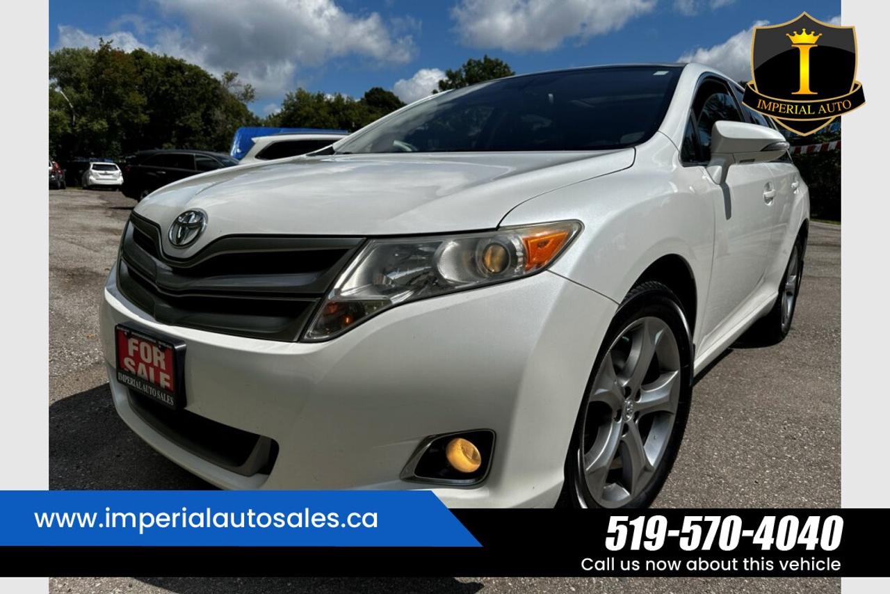 2016 Toyota Venza XLE Photo3