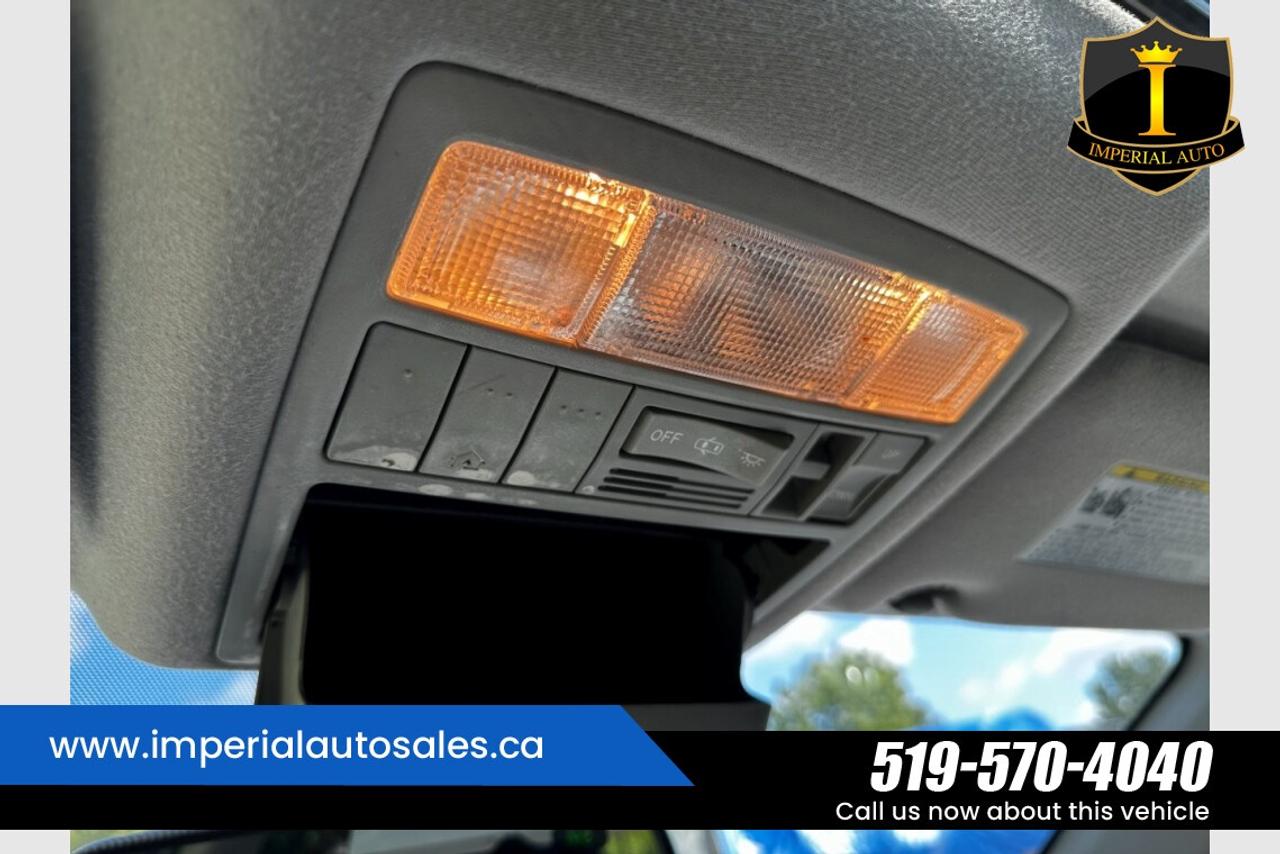 2016 Toyota Venza XLE Photo