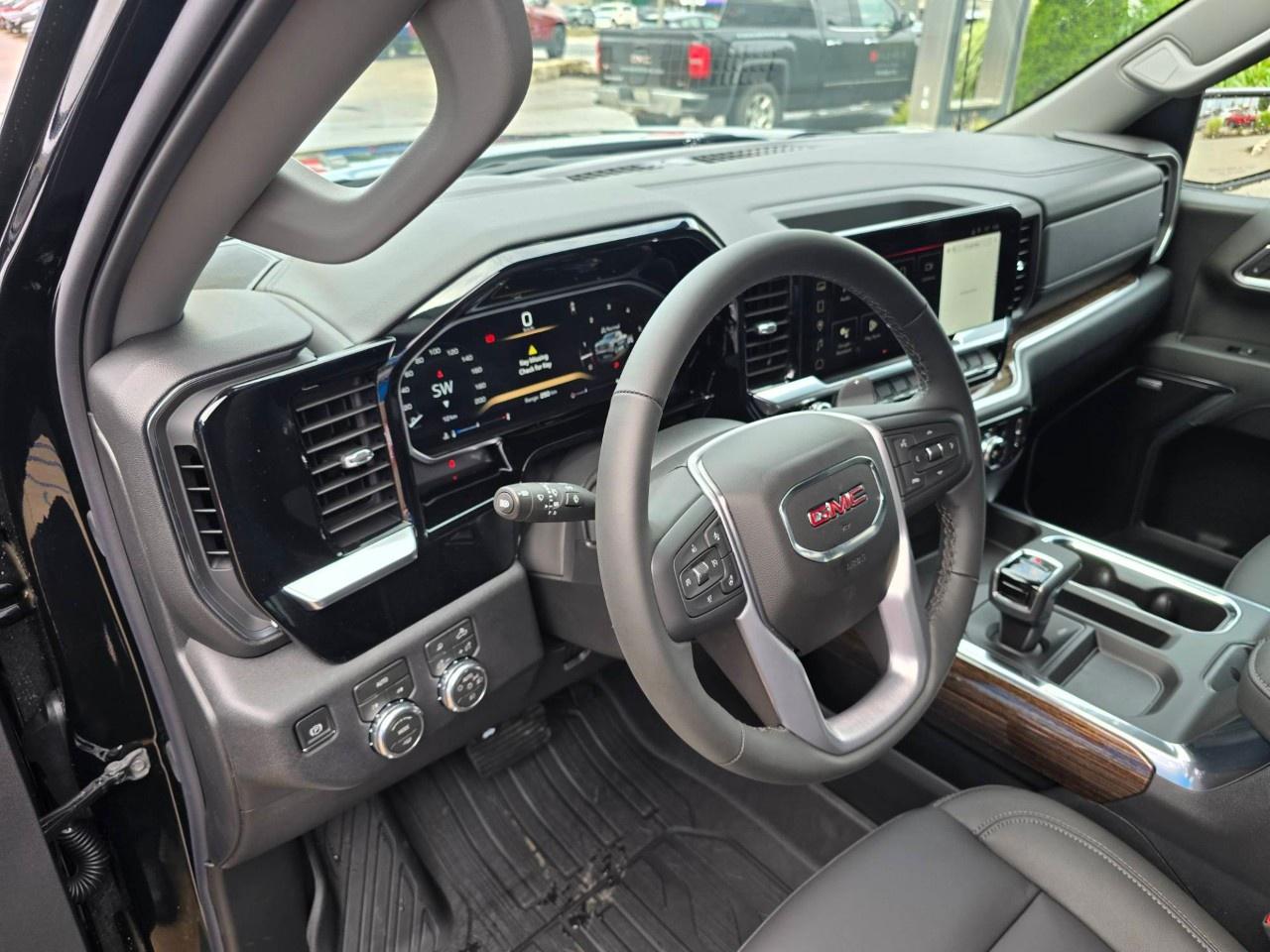 2026 GMC Sierra 1500 Crew Cab Short Box 4-Wheel Drive Elevation Photo