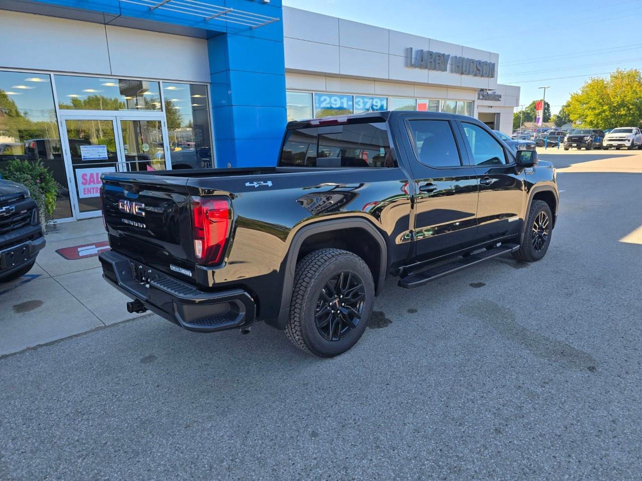 2026 GMC Sierra 1500 Crew Cab Short Box 4-Wheel Drive Elevation Photo