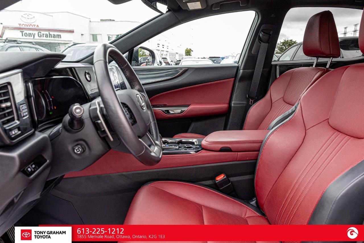 2025 Lexus NX 350h  Photo