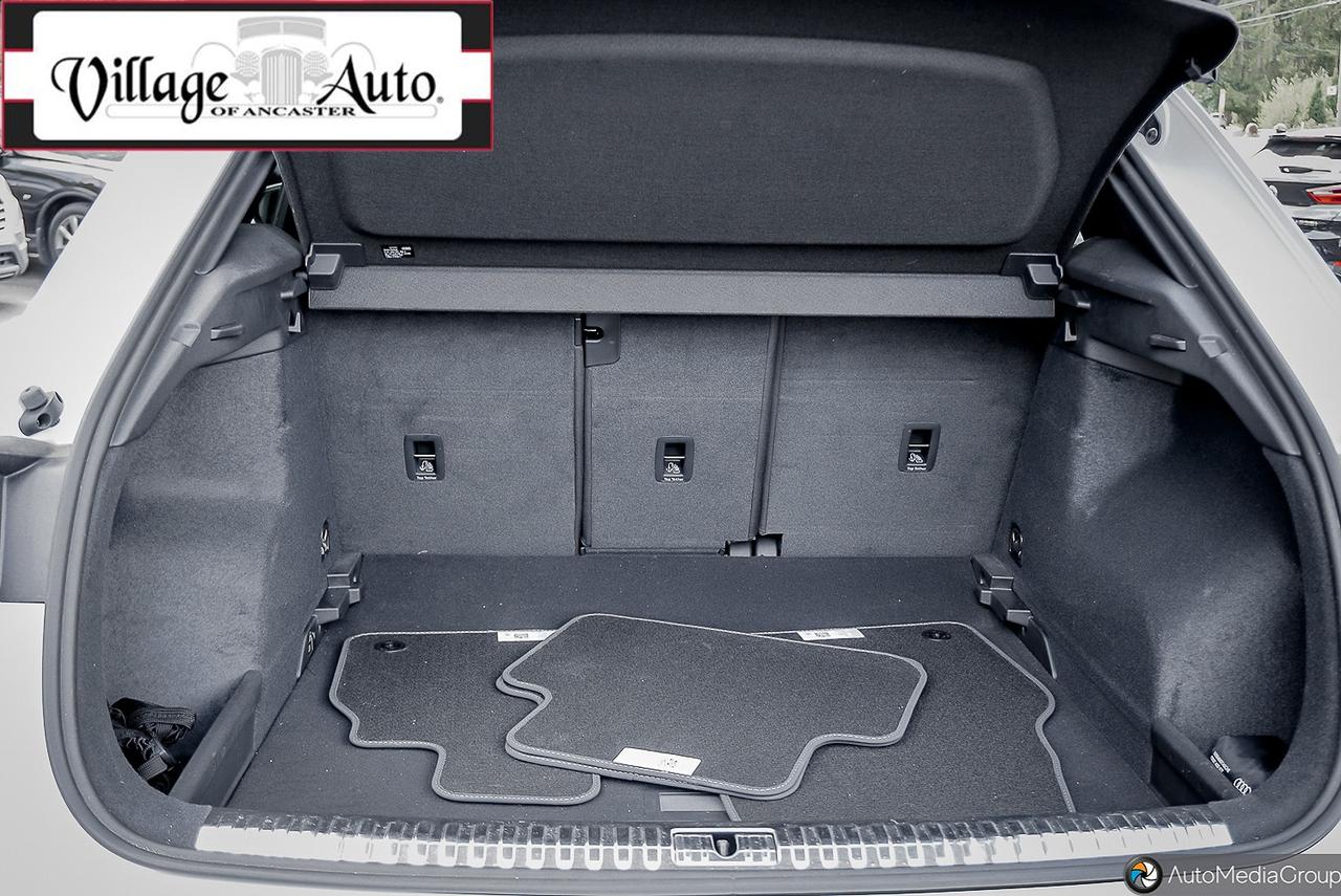 2022 Audi Q3 Progressiv 45 TFSI quattro Photo