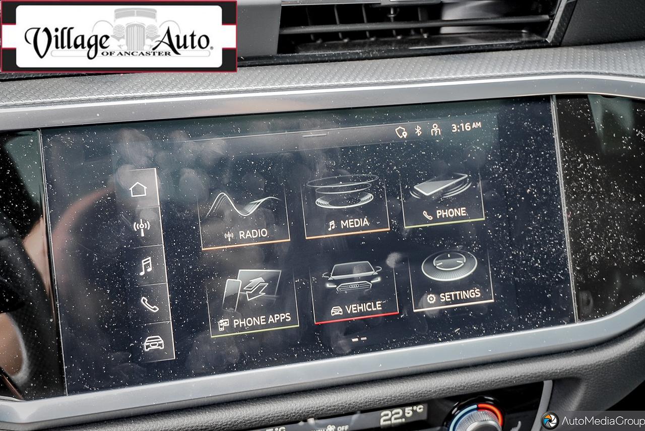 2022 Audi Q3 Progressiv 45 TFSI quattro Photo