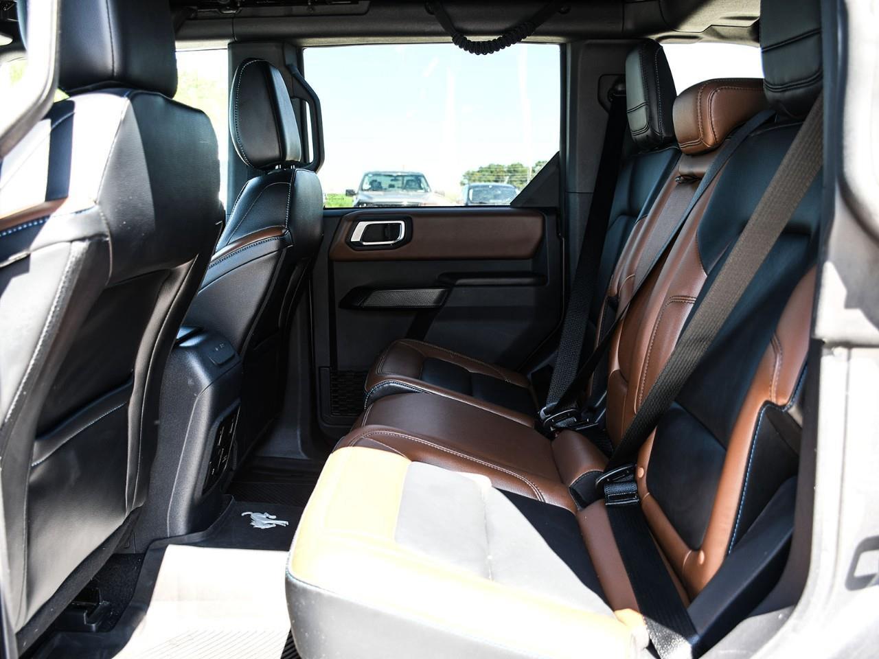 2024 Ford Bronco Outer Banks NAV | HTD SEATS | HTD STEERING | ADAPTIVE CRUISE Photo