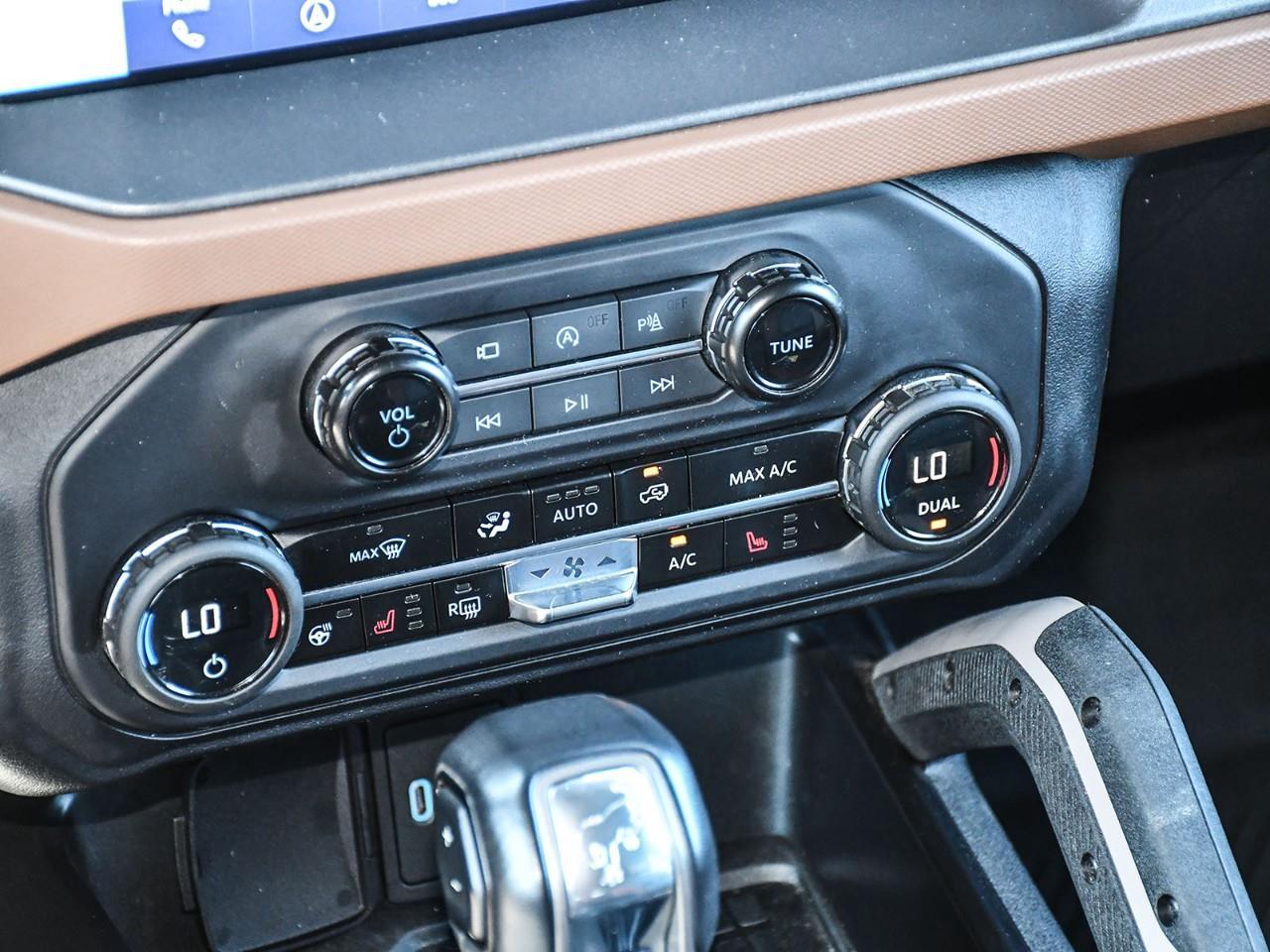 2024 Ford Bronco Outer Banks NAV | HTD SEATS | HTD STEERING | ADAPTIVE CRUISE Photo