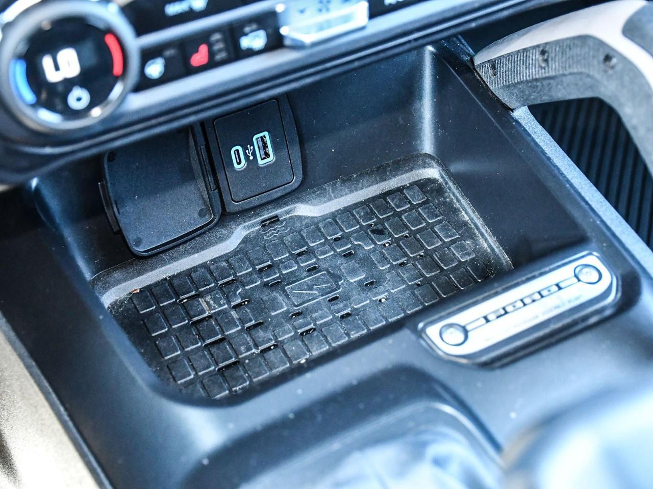 2024 Ford Bronco Outer Banks NAV | HTD SEATS | HTD STEERING | ADAPTIVE CRUISE Photo