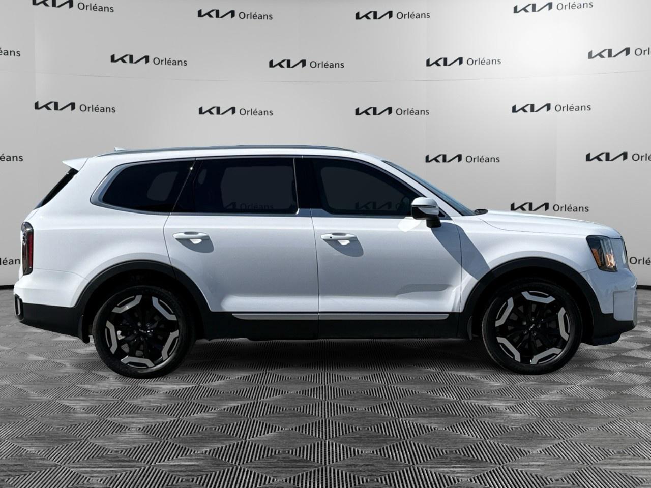 2024 Kia Telluride EX AWD Photo