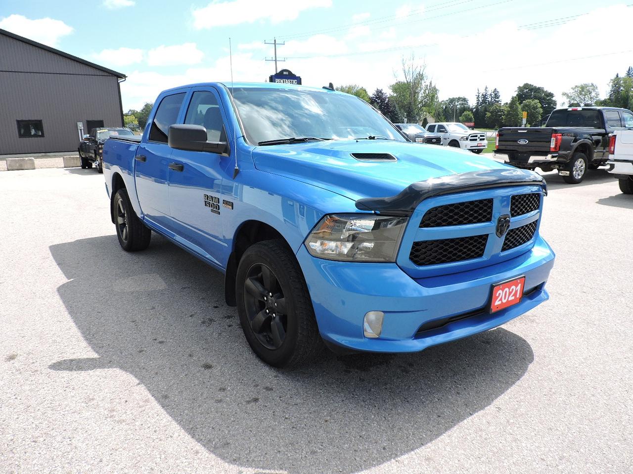 2021 RAM 1500 Classic Express 5.7L Hemi 4X4 6-Seater Well Oiled 122000KM